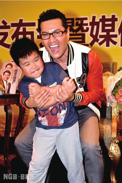 点击开新窗口欣赏