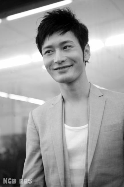 点击开新窗口欣赏